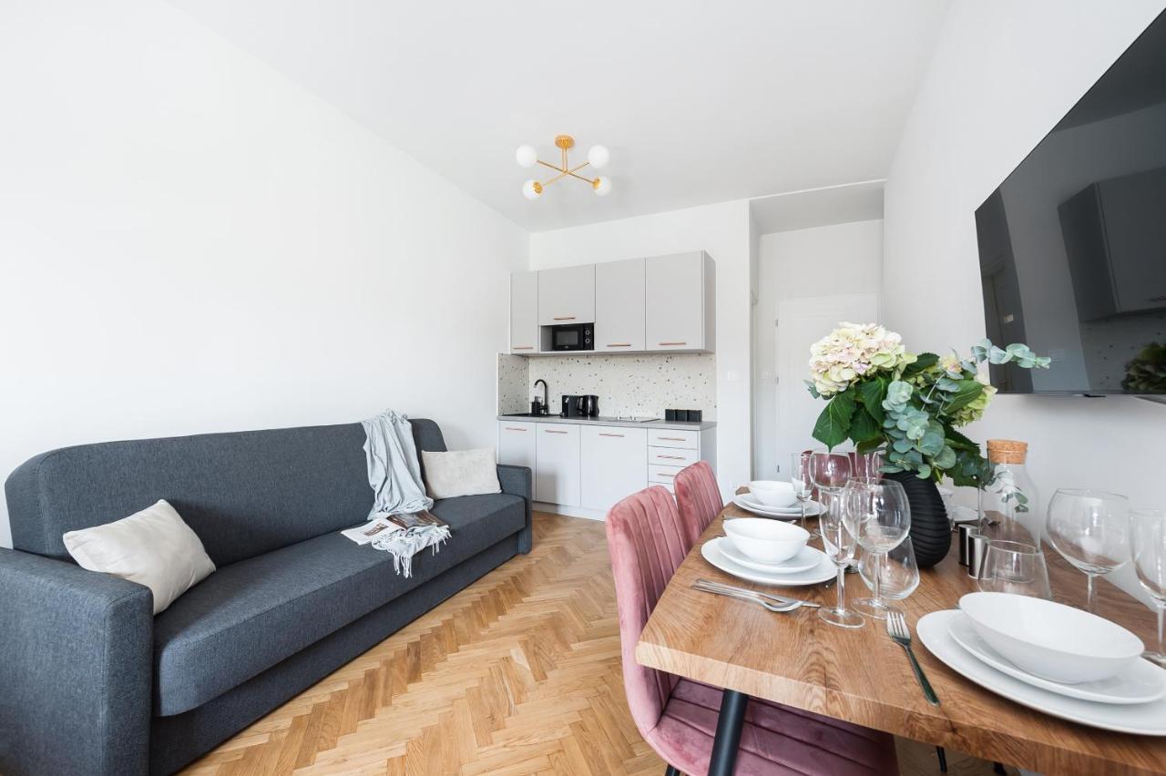 Gallery 7 - Apartment 6 Краков Экстерьер фото