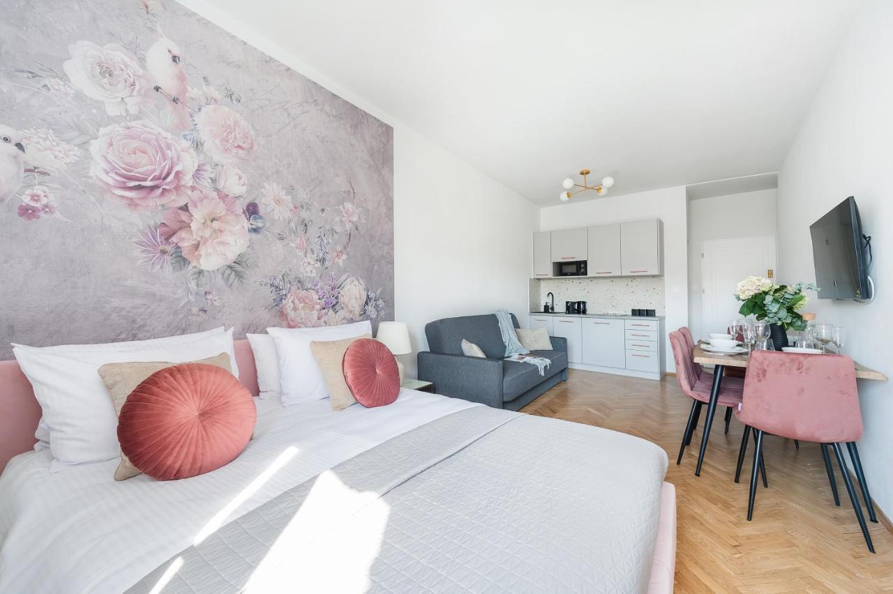Gallery 7 - Apartment 6 Краков Экстерьер фото